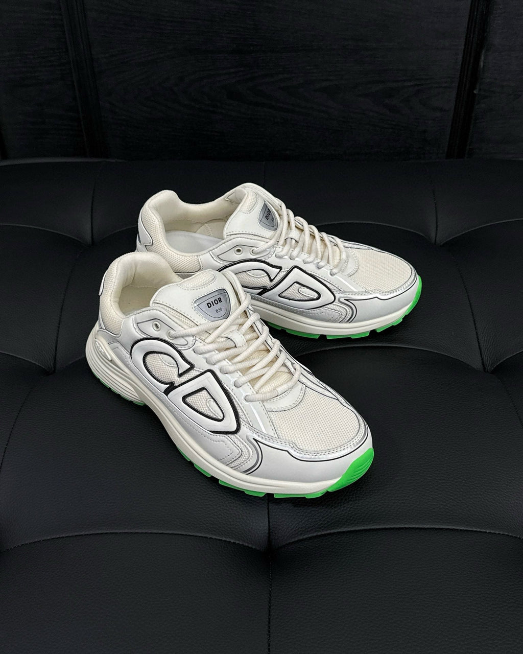CD SNEAKERS