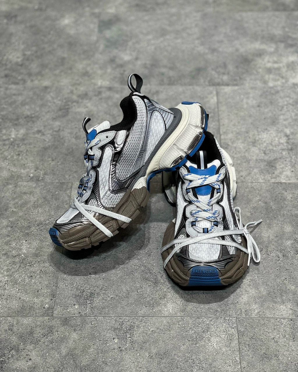 BLCG Sneakers
