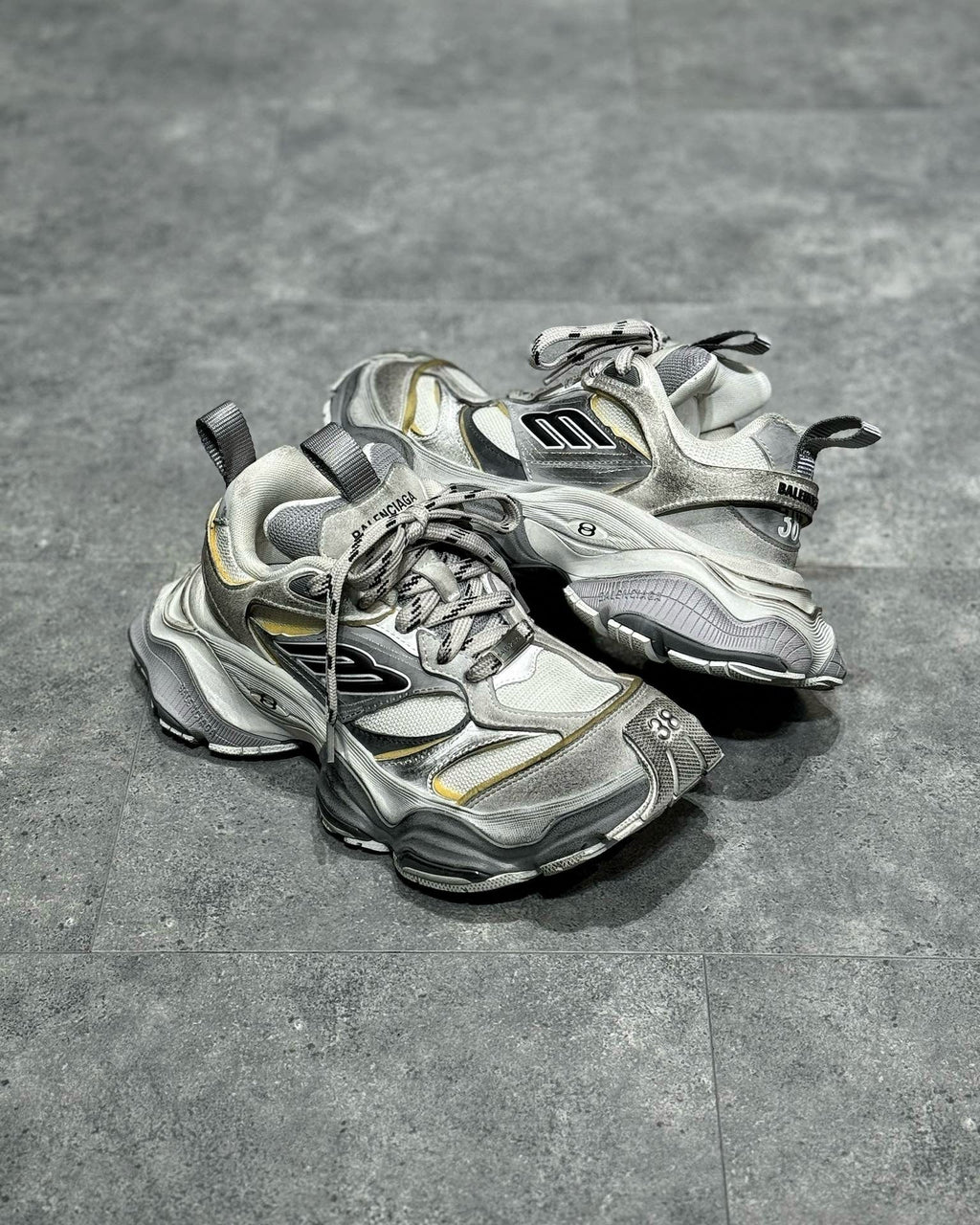 BLCG Sneakers