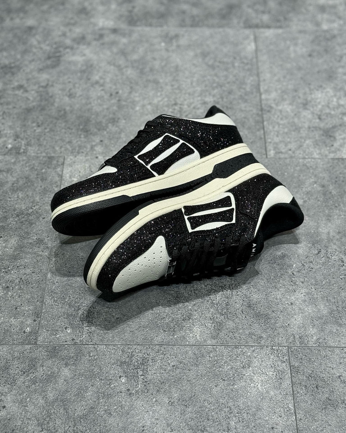 AMR Sneakers