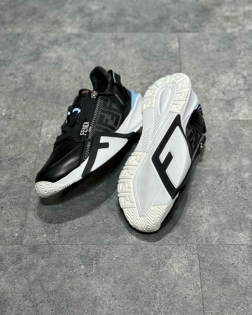 FEN Sneakers
