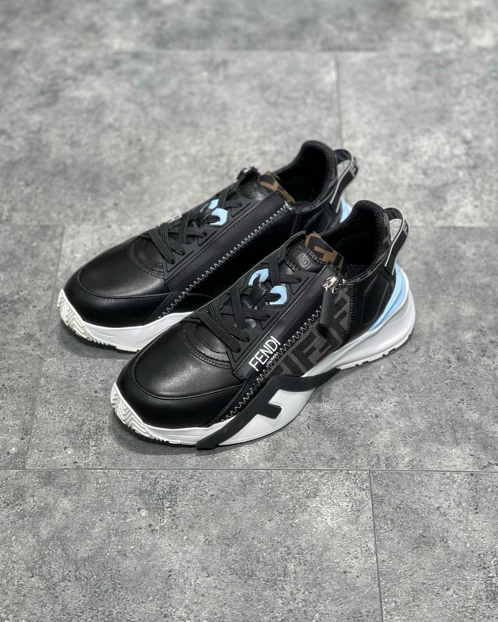 FEN Sneakers