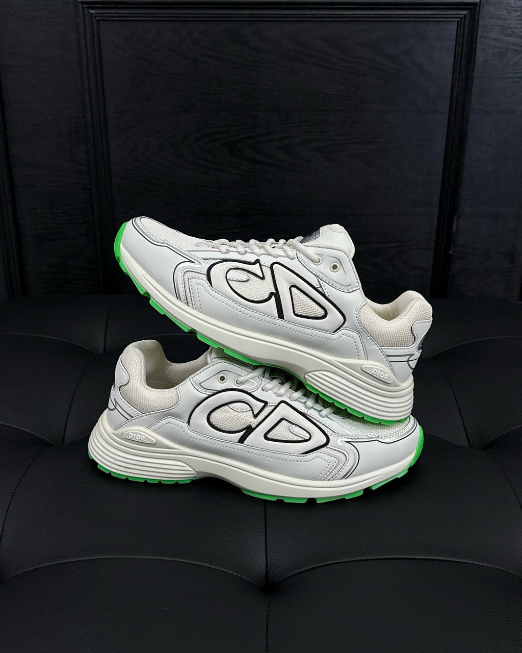 CD SNEAKERS