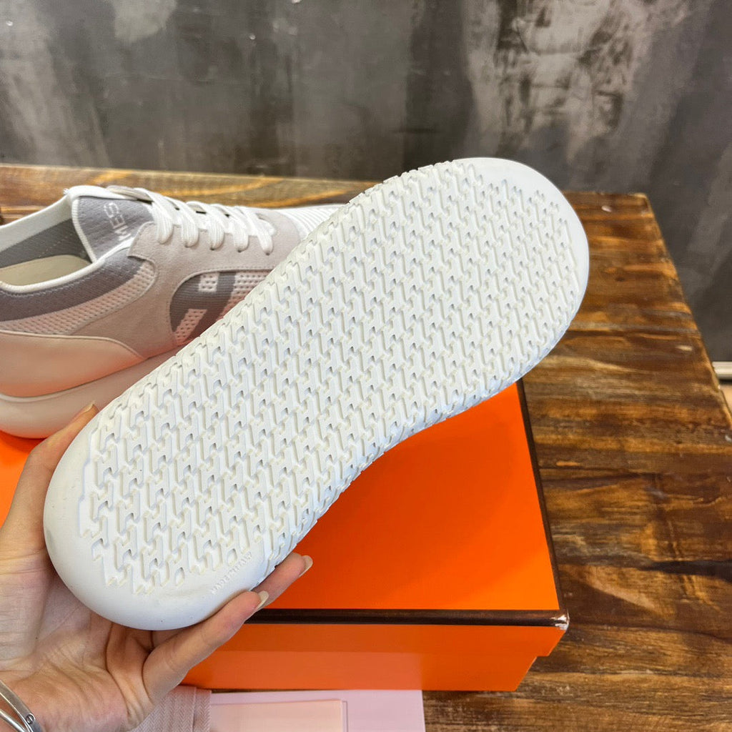 HERM Sneakers