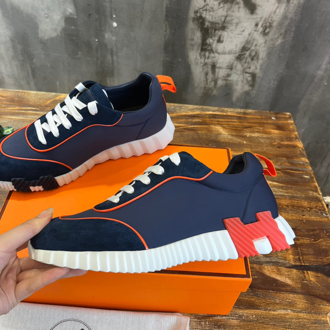 HERM Sneakers