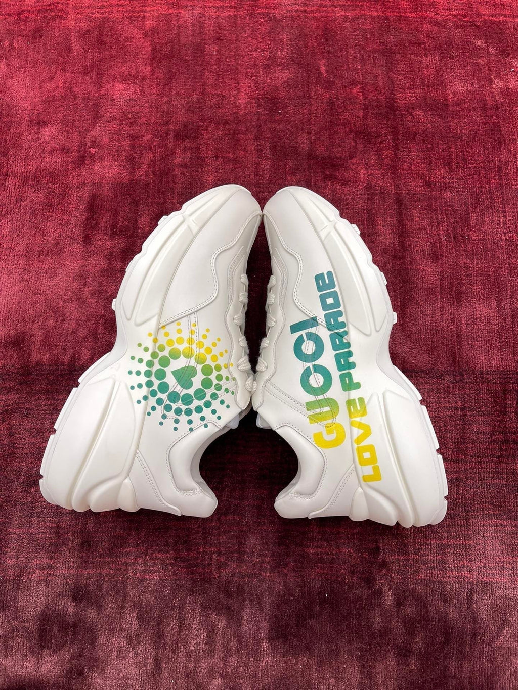 Sneakers & Shoes