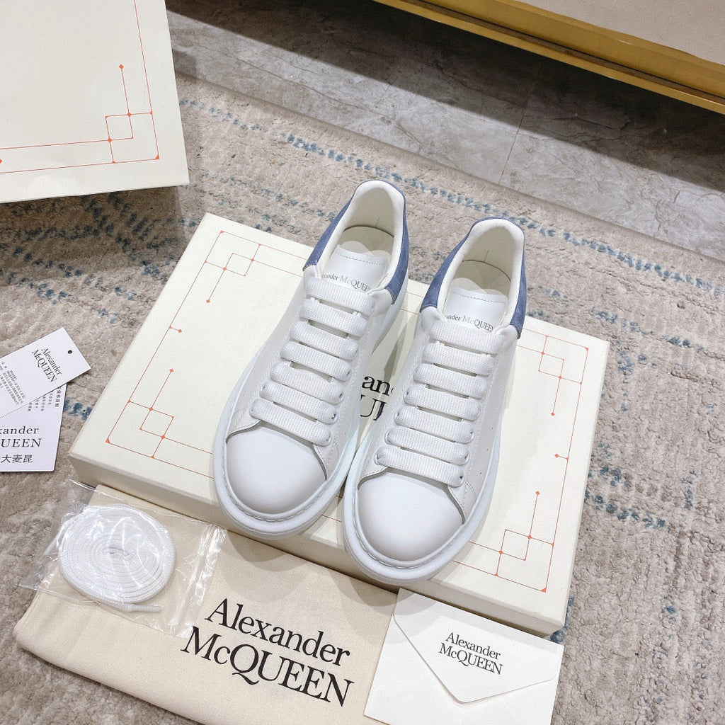Sneakers & Shoes