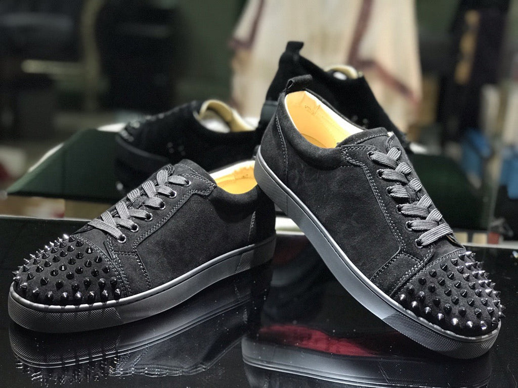 Sneakers & Shoes