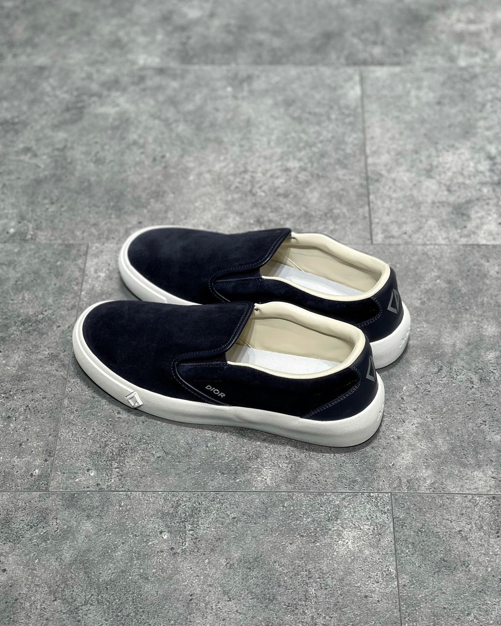 DIO Sneakers