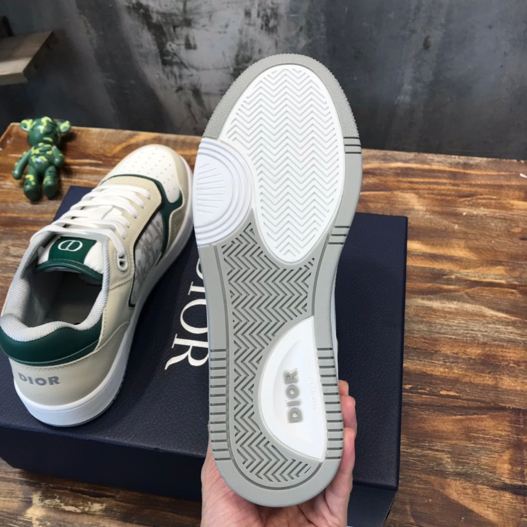 DIO Sneakers