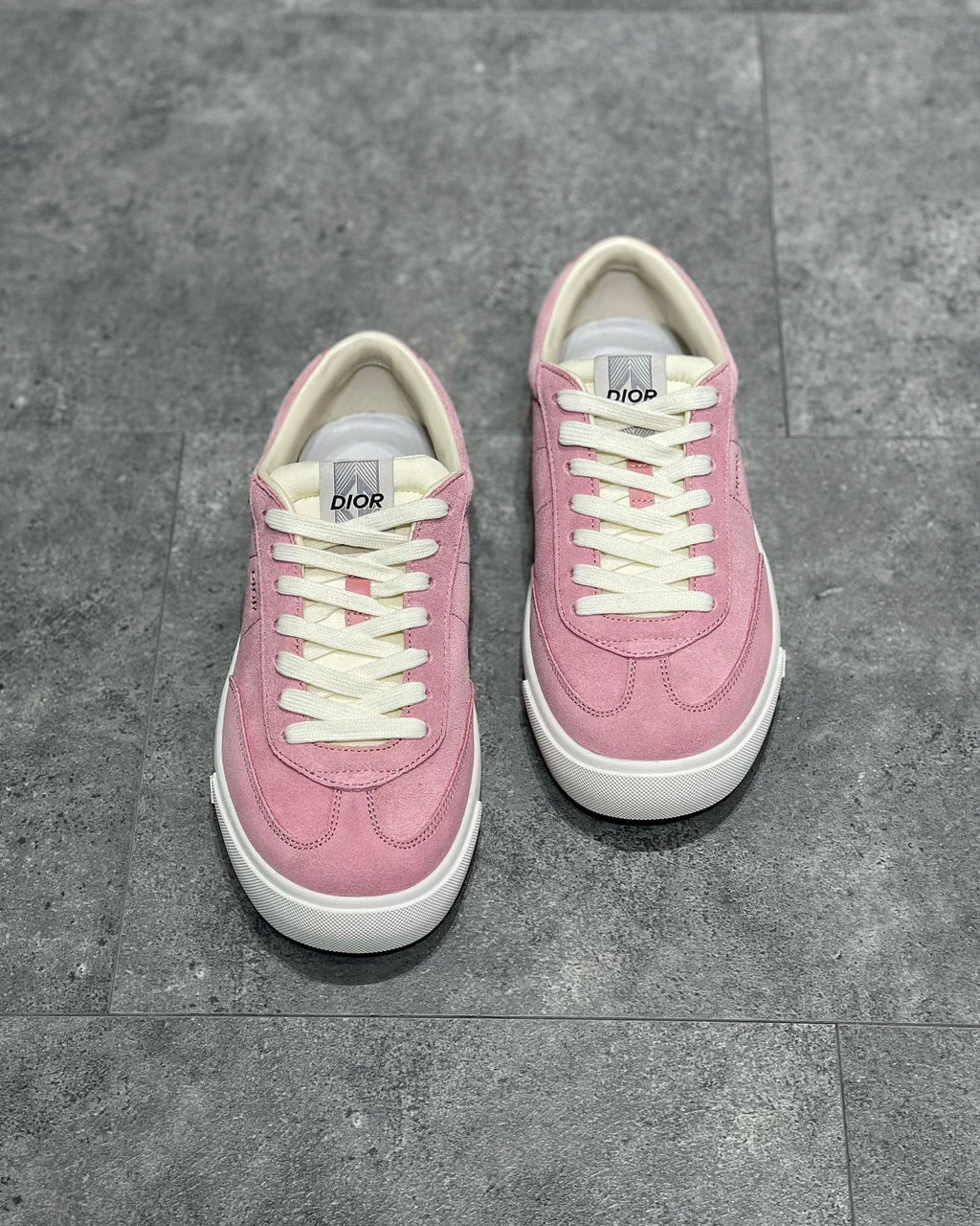DIO Sneakers