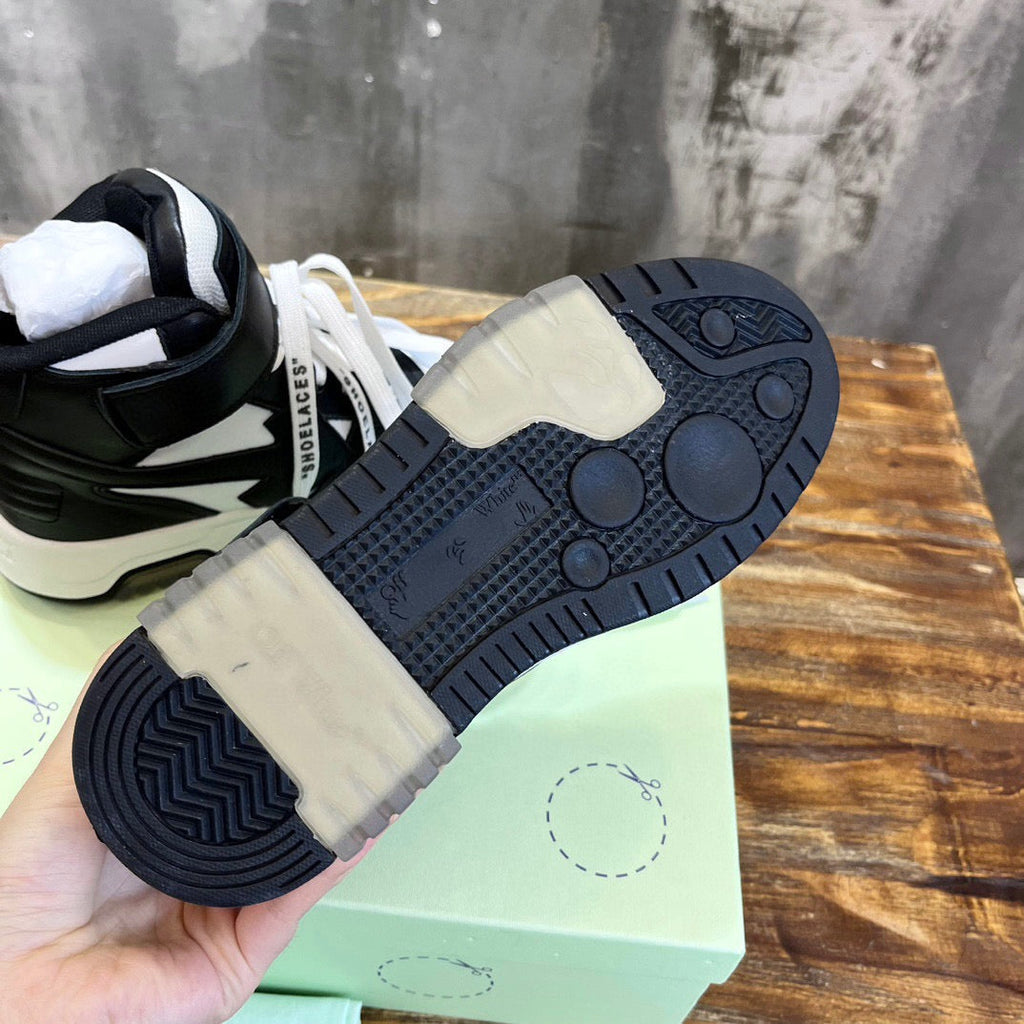 Off-White Sneakers