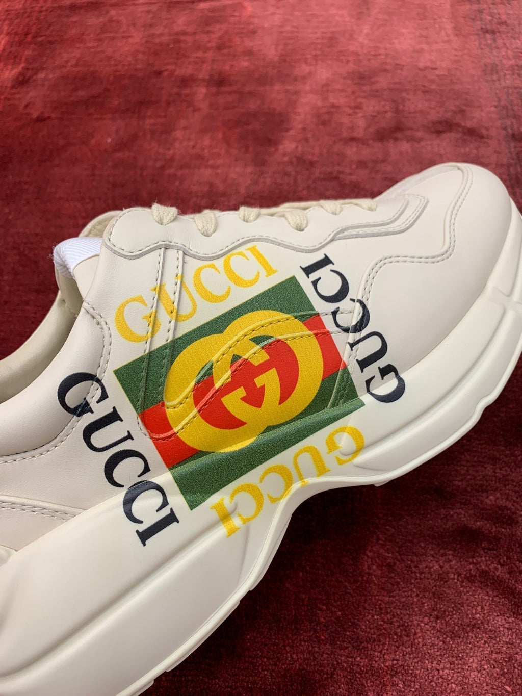 Sneakers & Shoes