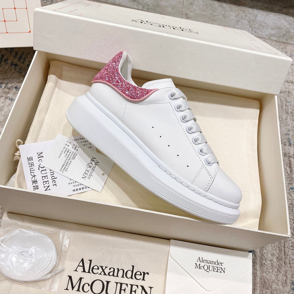 Sneakers & Shoes